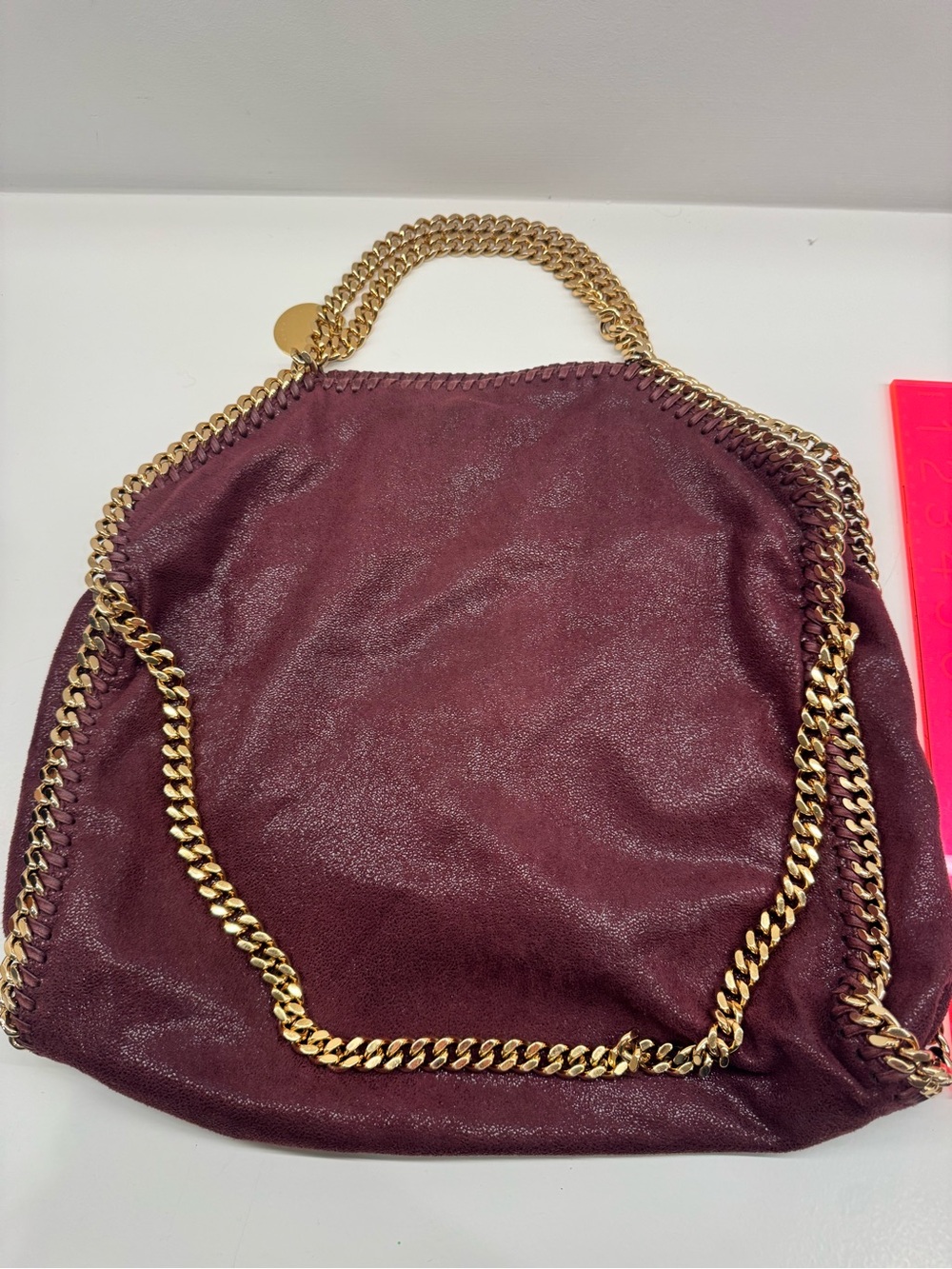 Stella McCartney Burgundy Suede-Look Shoulder Bag with Gold Chain Trim - Picture 7 of 8